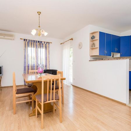Apartman Justinic Šilo Kamer foto