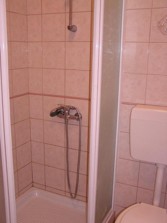 Apartman Justinic Šilo Buitenkant foto