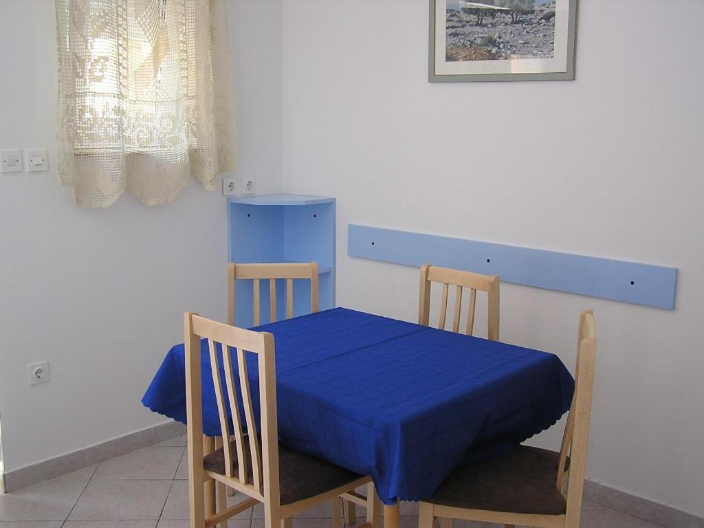 Apartman Justinic Šilo Buitenkant foto