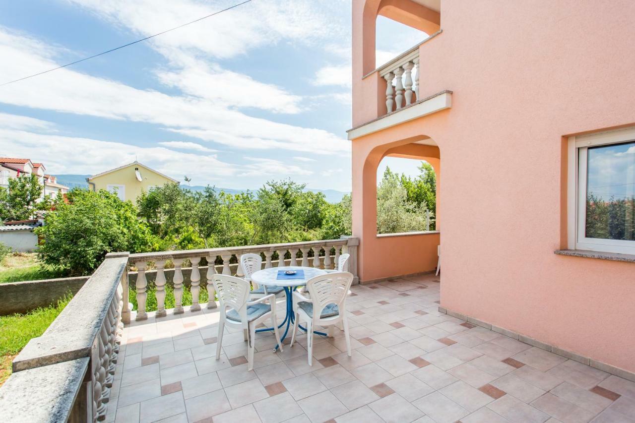 Apartman Justinic Šilo Buitenkant foto